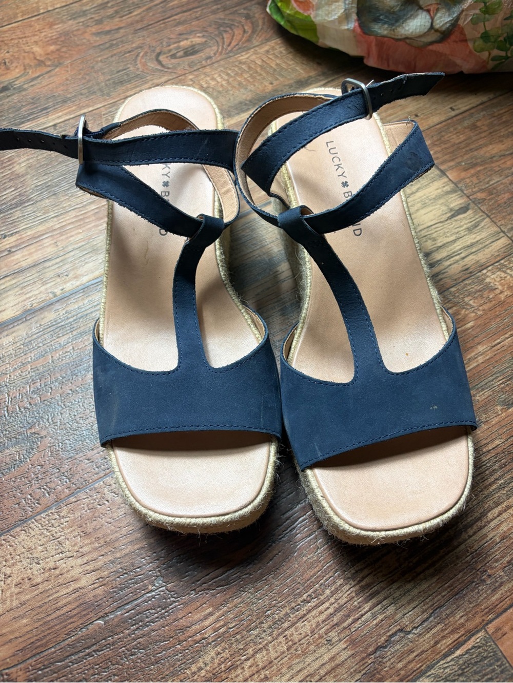 Lucy Brand 9.5 Sandal Wedge Blue